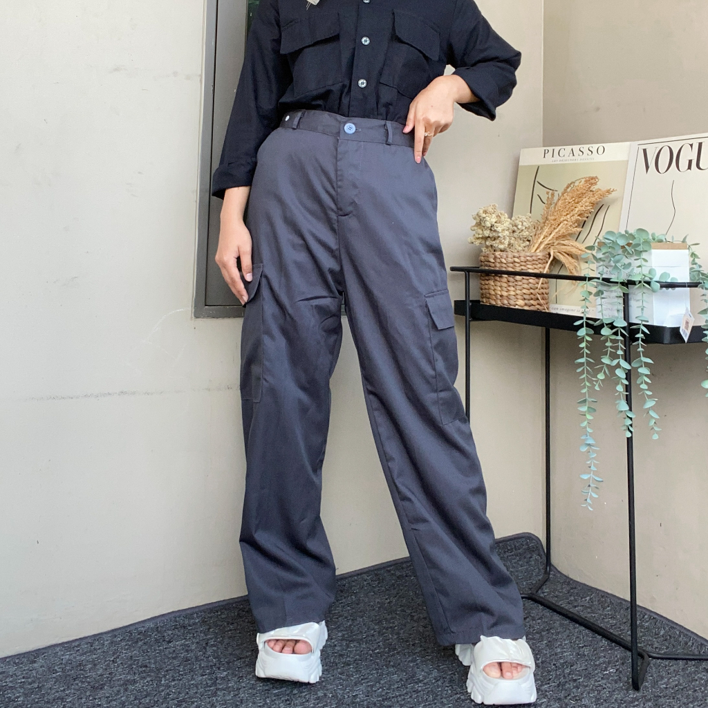 BONNIE CARGO PANTS - HIGHWAIST LOOSE CARGO - CELANA CARGO WANITA