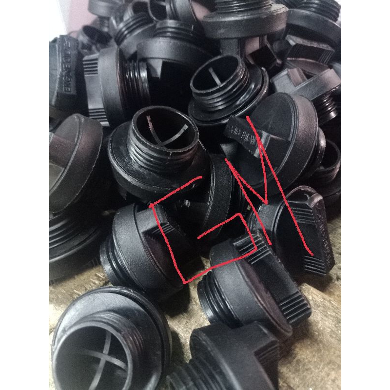 tutup oli xenia 1000cc