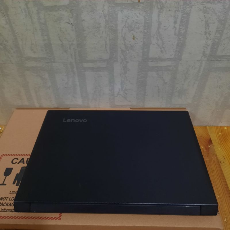 Laptop Lenovo V110 Amd A9-9420 Ram 8Gb/SSD 128Gb + HDD 320Gb Vga Radeon R5