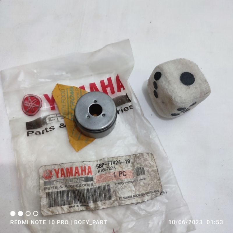 Bosh damoer Bos Baut Breket Footstep Belakang Kanan 5bp-F7424-10 Sscorpio Z