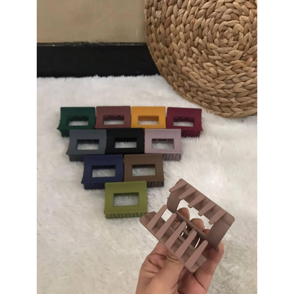 Jepitan Rambut Model Kotak 6Cm Polos Jedai Wanita Bahan Plastik Korean Hair Claw Clip Women Fashion Geometric Hairpin