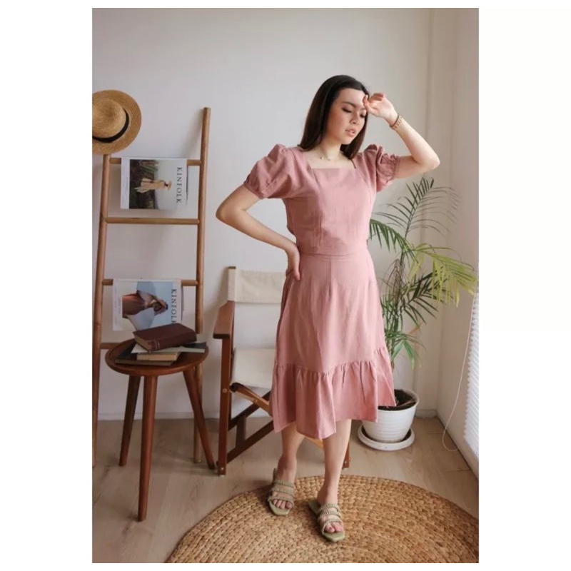 [Preloved] Vosshop - Viely Set Pink Salem