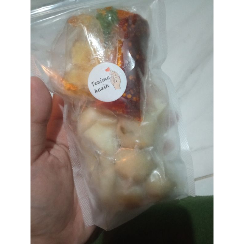 

Baso Aci Home Made ayam suwir pangsit