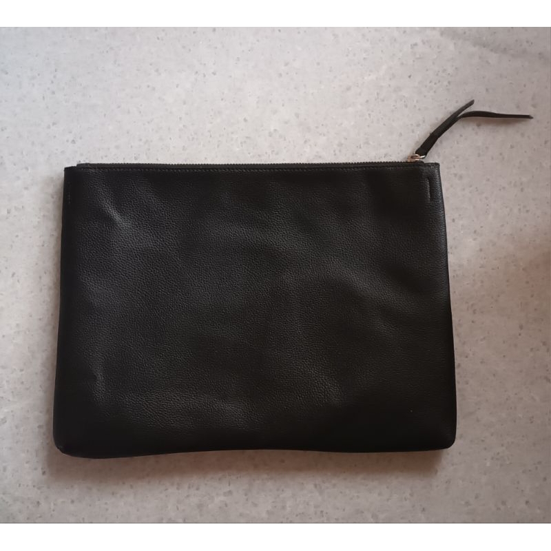 Clutch Jill Stuart Leather Hitam 2nd