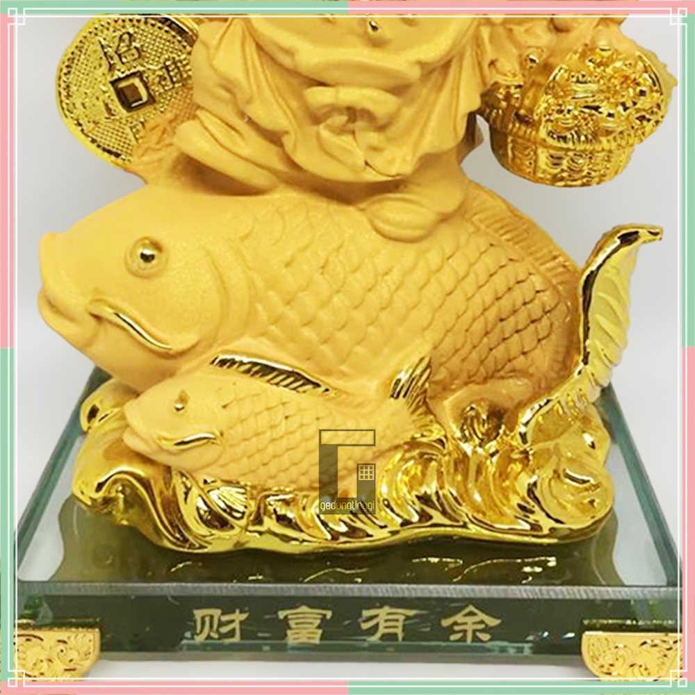 Patung Pajangan Hiasan Miniatur Dewa Budha Buddha Julaihut Julaihud Maitreya Matreiya Matreya Milefo Tertawa Ikan Koi Mas Koki Fengshui Feng Shui Hok Rejeki Yenpao Yuanbao Kantong Duit Coin Koin Uang Emas Gold Kuno Cina Hio Meja Altar Sembahyang Sembayang