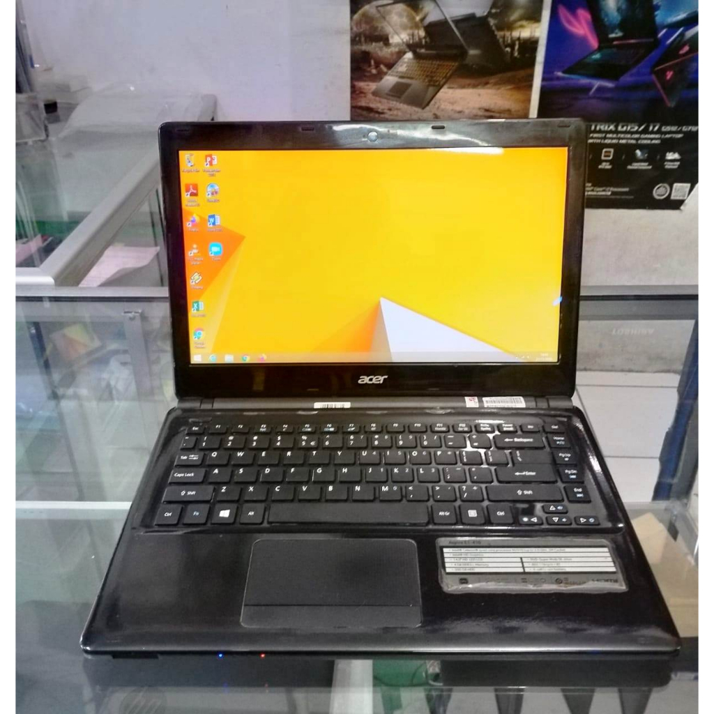 GARANSI LAMA!! LAYAR LCD LED Laptop Acer Aspire E1-410 E1-470 E1-470G E1-422 14.0 Slim