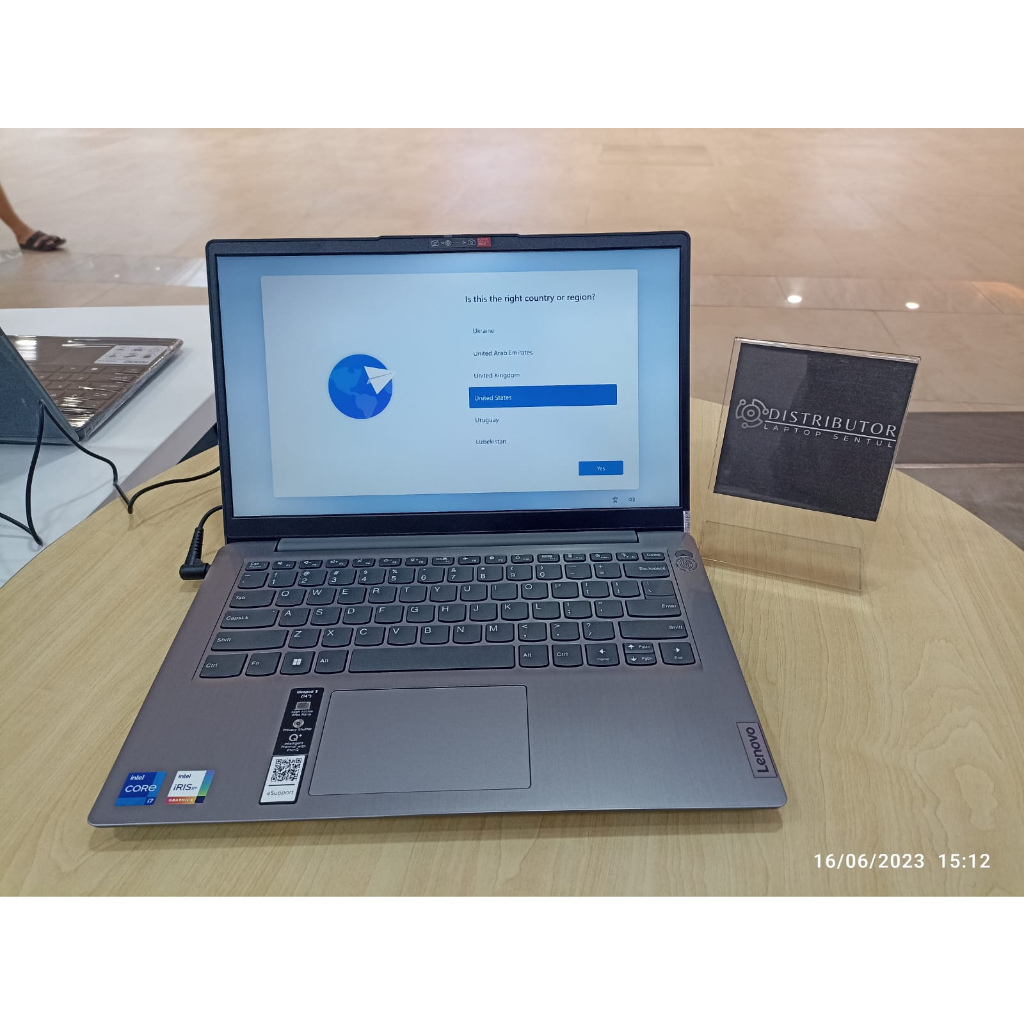 Laptop Lenovo Ideapad Slim 3i 14 ITL6 Intel Core i7 1165G7 RAM 20GB SSD 512GB 14 FHD Windows 11 Original Termurah