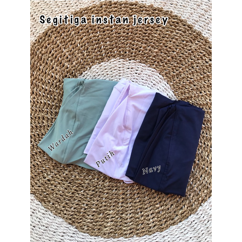 SEGITIGA INSTAN JERSEY SOFT PAD / HIJAB SQUARE