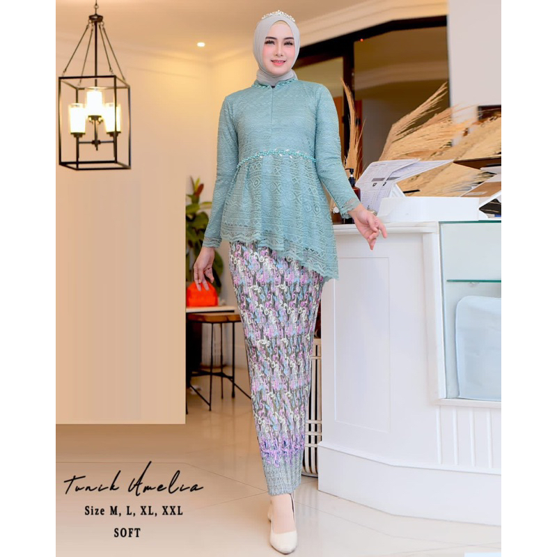 Setelan Kebaya Brukat Wisuda Amelia Nk / Kebaya Modern / Kebaya Wisuda / Kebaya Busui / Kebaya Pesta / Kebaya Kondangan