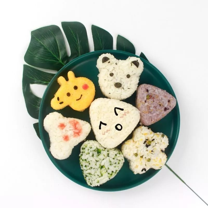 Cetakan Bento Onigiri Bekal Anak 7 in 1/CETAKAN NASI BENTO SUSHI ONIGIRI ANTI LENGKET CETAKAN KARAKTER RICEMOLDCetakan Nasi Bento Sushi 7in1/ Onigiri / Ball Press Maker Rolls Mold Anti Lengket Desain Kartun Jepang Untuk Dapur/ Cetakan Dekorasi Makanan