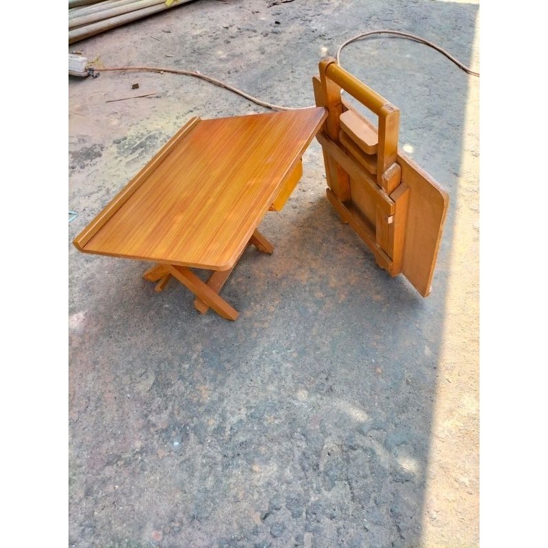 meja lipat/ meja alquran