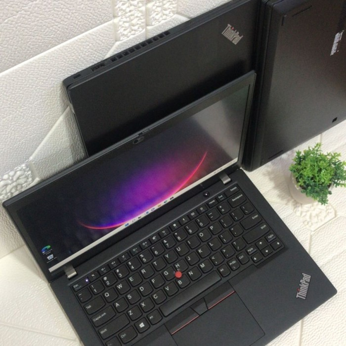 Lenovo Thinkpad X390 Core i5 Gen8 Mulua Like New