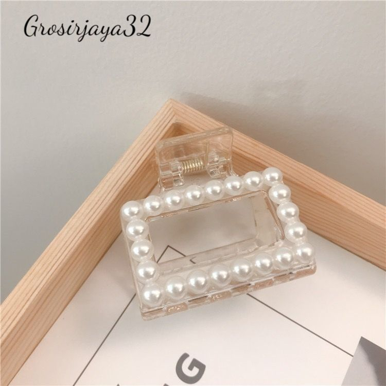 Jepit Rambut Salon LOLITA Transparan 5cm Jedai Kotak Bolong dengan Handle Jedai Mutiara Transparan 5cm Pearl Square Hair Claw Clips