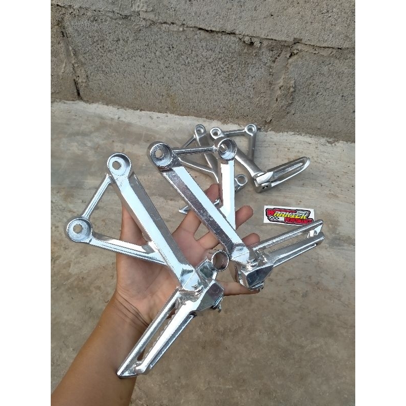 Postep CBR K15 footstep CBR 150 postep CBR K15 import dan lokal