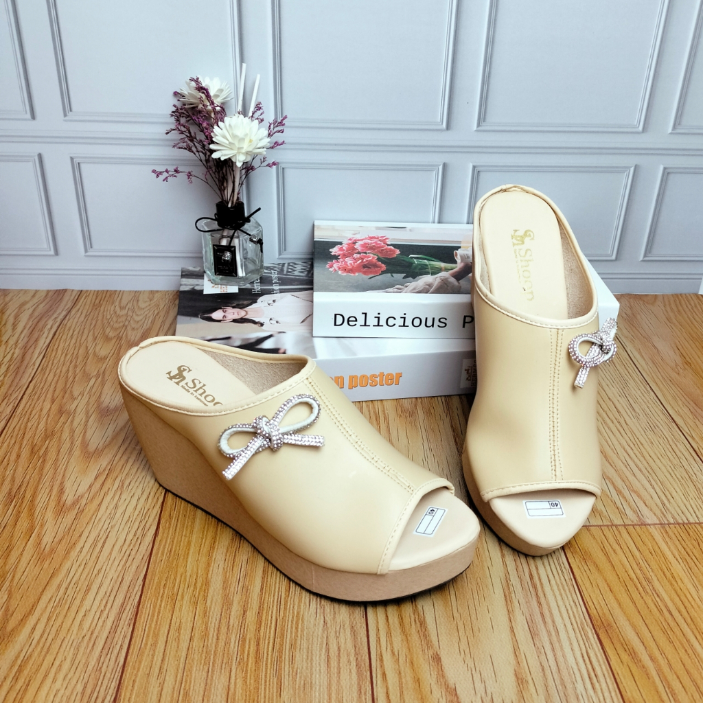 Sendal Wanita wedges Simple Kekinian Ocim02