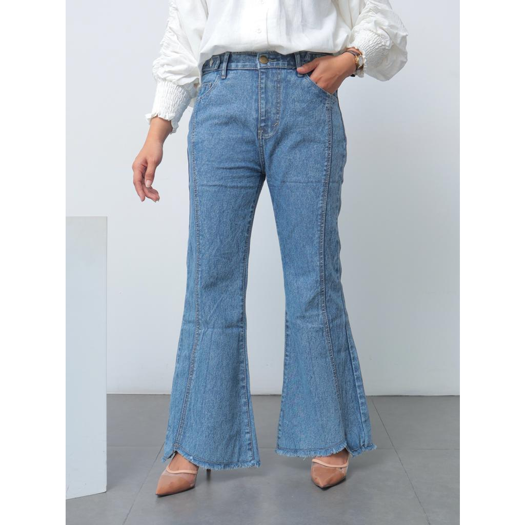 Celana Jeans Cutbray Rawis Jumbo  - 2302.01.035