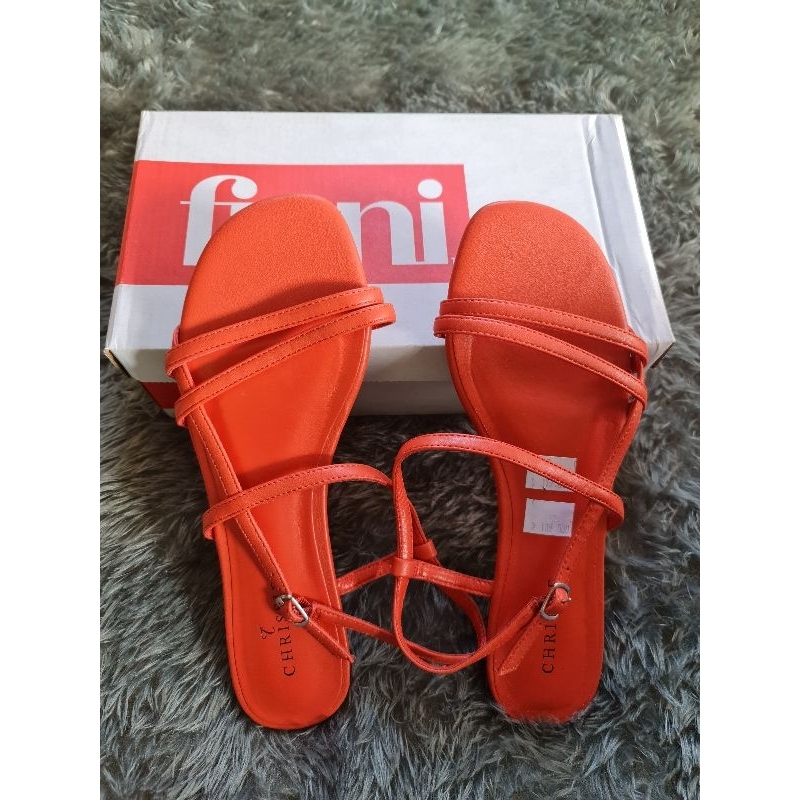 payless sandal merah