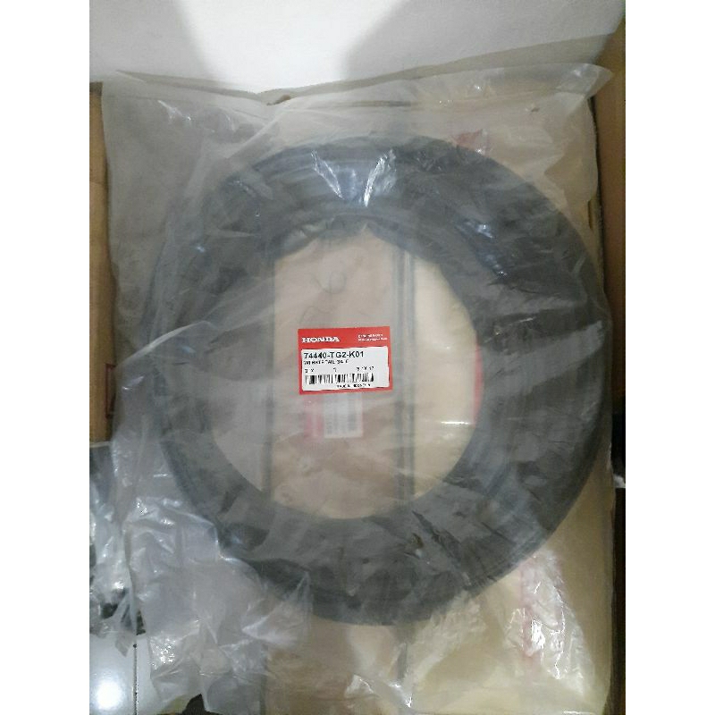 karet kaca bagasi belakang honda brio 2012 2013 2014 2015 2016 ori