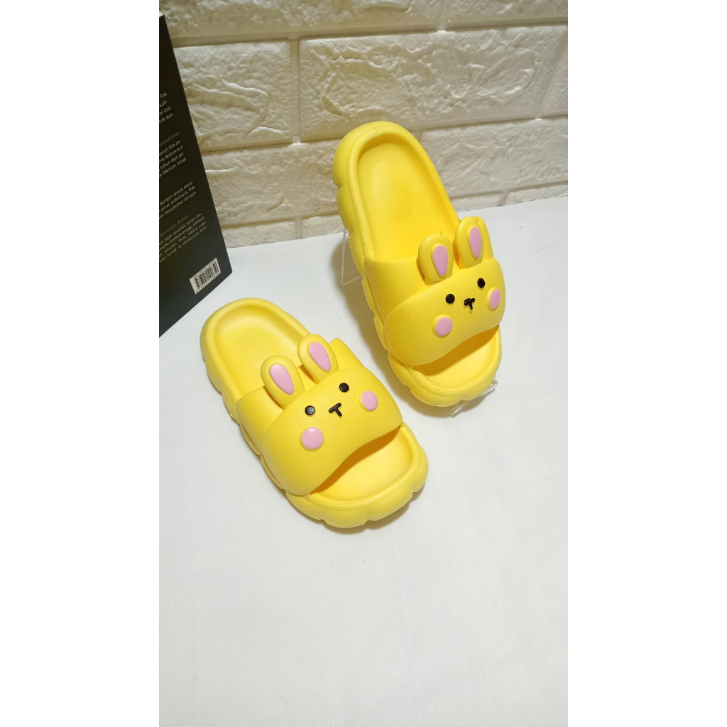 Sandal Kelinci Anak Perempuan Import Terbaru Sendal Karet Size 31-35