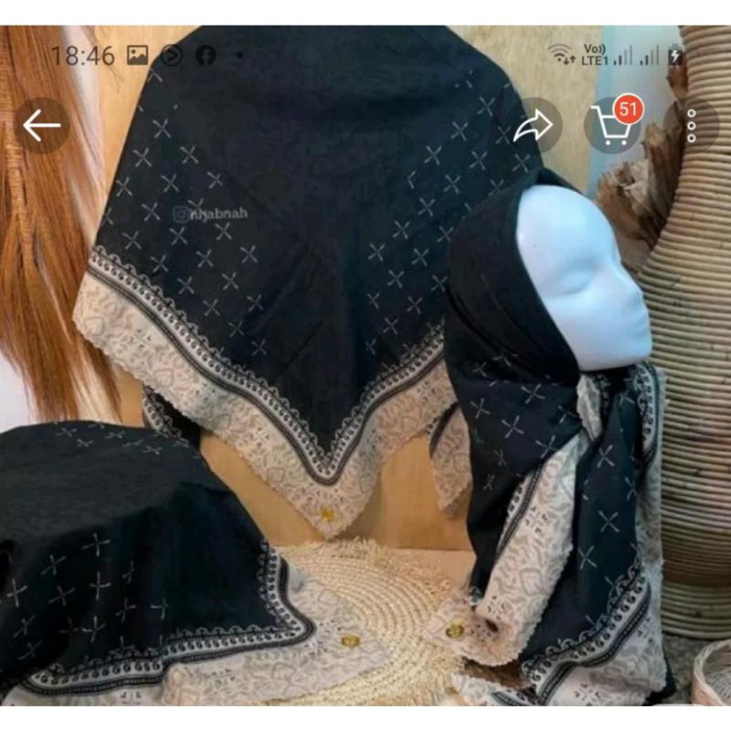 Segi Empat Motif Squera