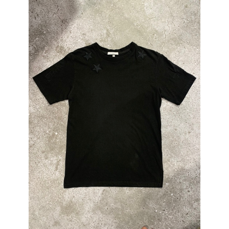 KAOS GIVENCHY SECOND / TSHIRT GIVENCHY SECOND