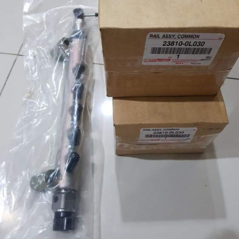 COMMON RAIL ASSY HILUX REVO