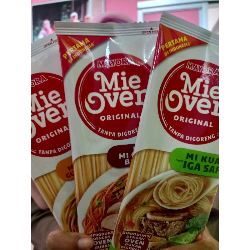 [70 gram] mie oven