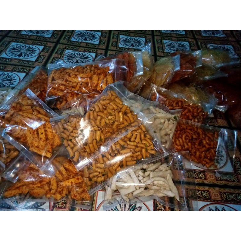 

keripik pedes