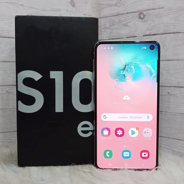 Samsung Galaxy S10 e RAM 6GB 128GB Mulus Like New All Operator Indonesia | Hp Seken Ps Store
