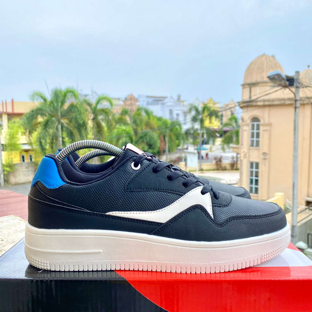 LENGKAP SIZE SEPATU AIRWALK PRIA AIRWALK SOCIO BLACK WHITE CASUAL SNEAKERS MAN LEATHER COD ORIGINAL