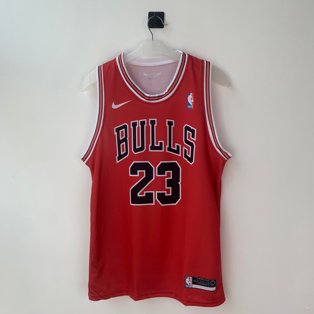 JERSEY BASKET MICHAEL JORDAN #23 CHICAGO BULLS MERAH RED NBA SWINGMAN REVO REVO30 KAOS GAMETIME BAJU ATASAN