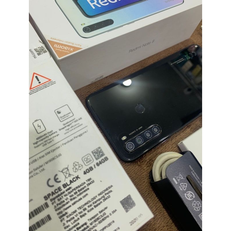 redmi note 8 4/64gb
