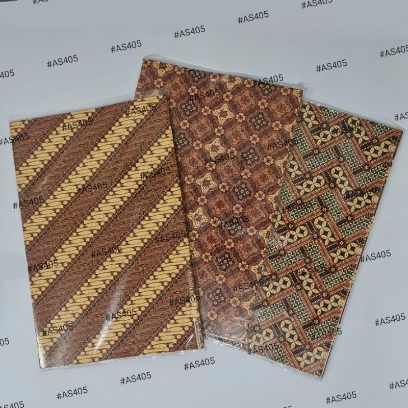 

Kertas Kado KIKY BATIK Glossy (1 pak = 50 lembar)