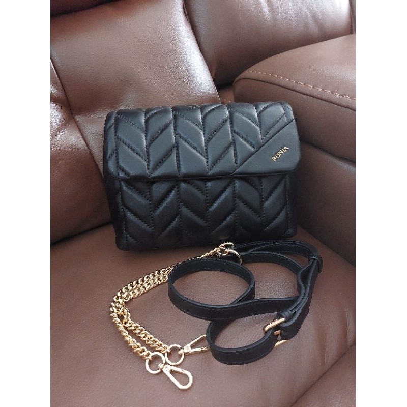 Bonia Original sling bag leather black