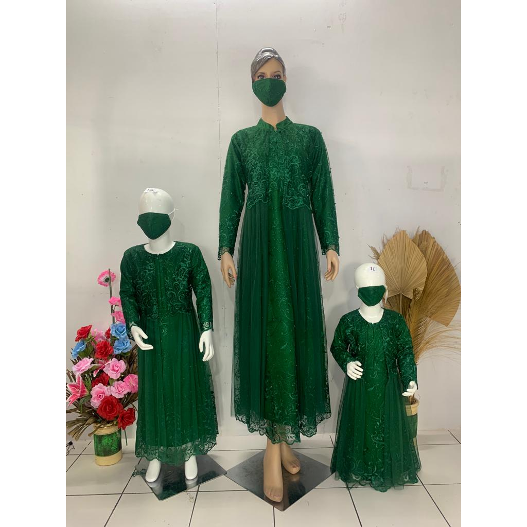 Gamis brukat muslimah / Gamis terbaru / Gamis sayap / gamis terlaris / gamis fashion muslimah / Gamis busui / pakaiab muslimah wanita / ukuran jumbo 3XL ld 130