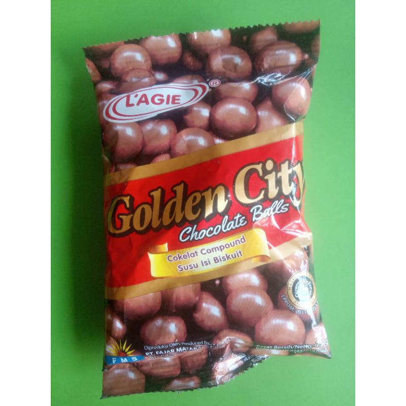 

Golden City Merah Cokelat Compound Susu Isi Biskuit 75g