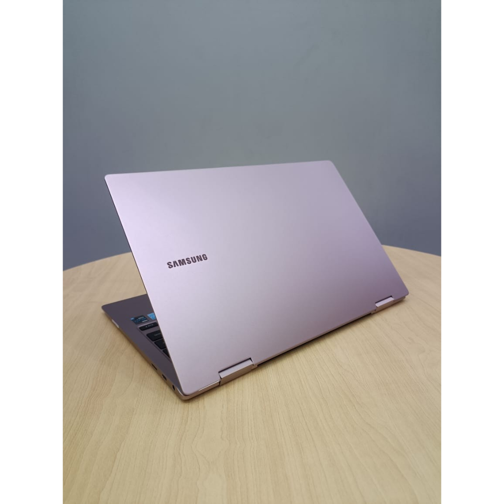 SAMSUNG GALAXY BOOK2 360 2IN1 INTEL EVO I7 1255U 16GB 512GB IRIS XE 13.3 FHD TOUCH BL FP WIN11HOME GREY