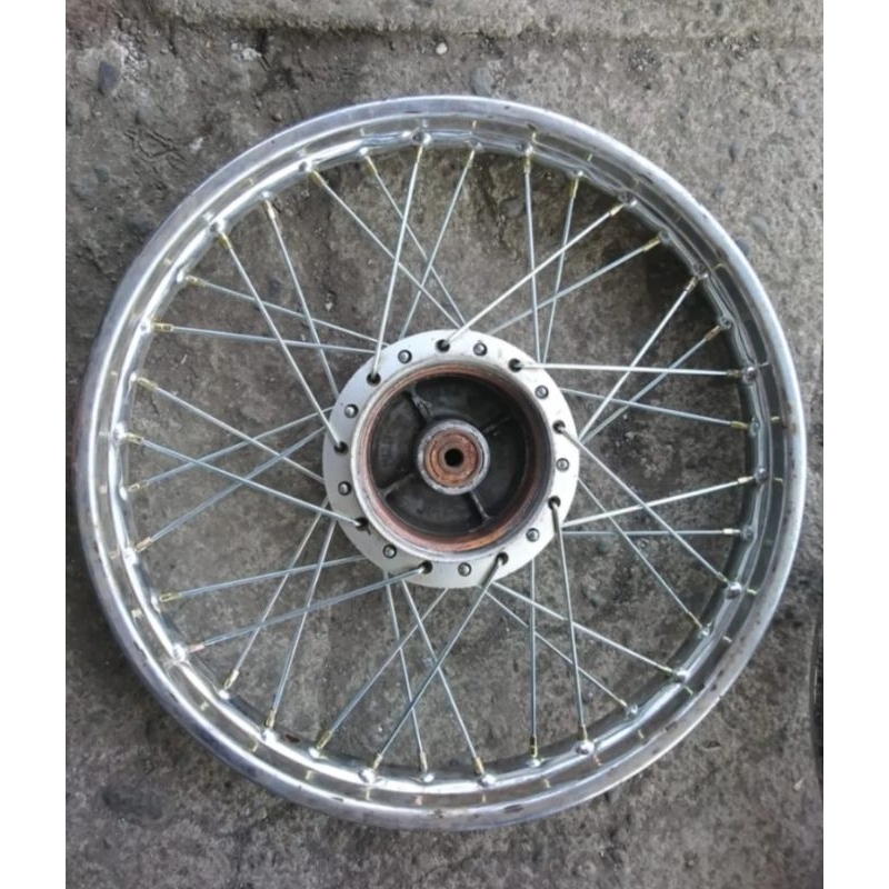 velg velk pelek belakang honda (ruji baru)supra lama, grand, astrea, legenda, win,suprafit lama, ori