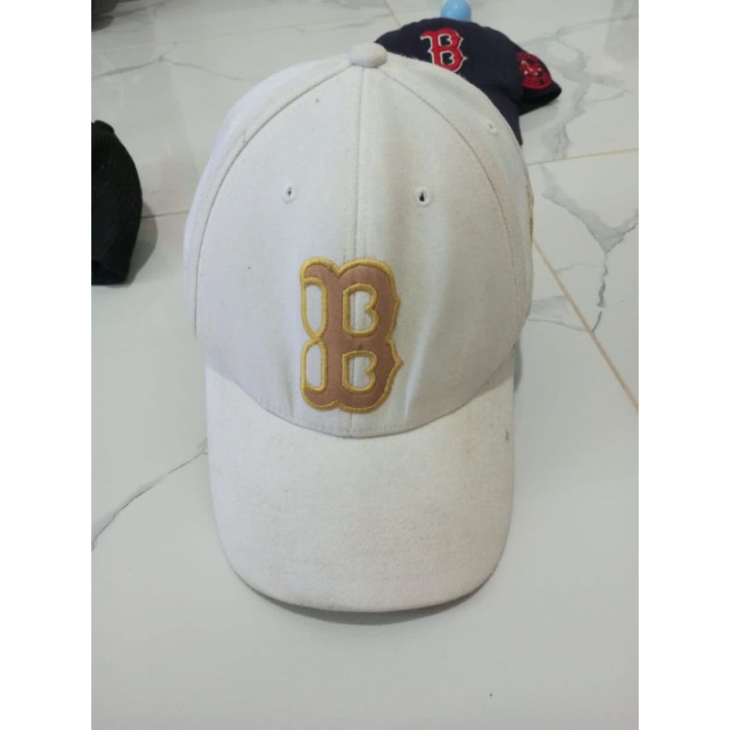 Topi bekas original mlb build up
