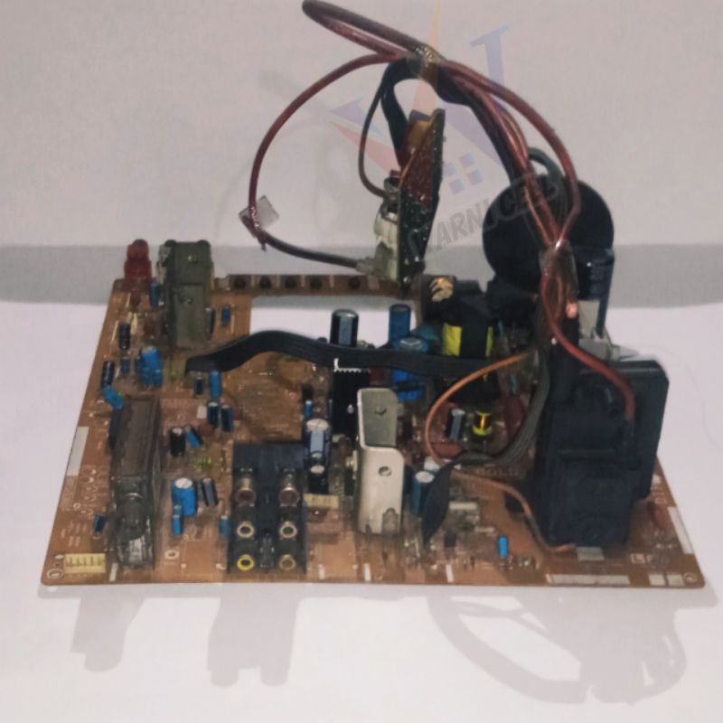 Mesin Televisi SHARP Piccolo 21Inch Tabung Normal.