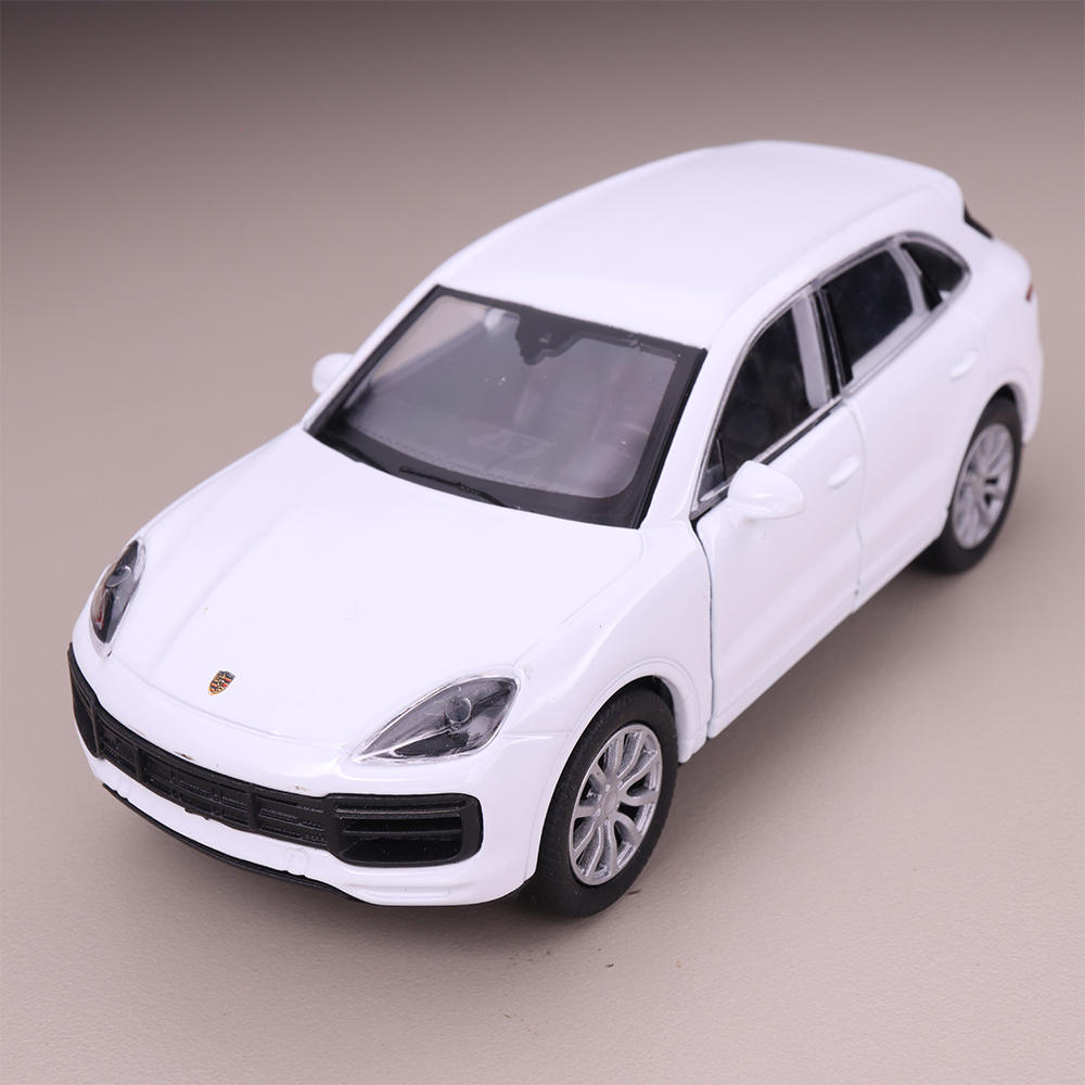Miniatur Mobil Welly Porsche Cayenne Turbo Diecast Skala 1:36 Mainan Koleksi
