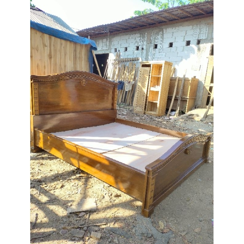 [ PRE ORDER ] Dipan kayu jati minimalis Ukuran. 200×180cm