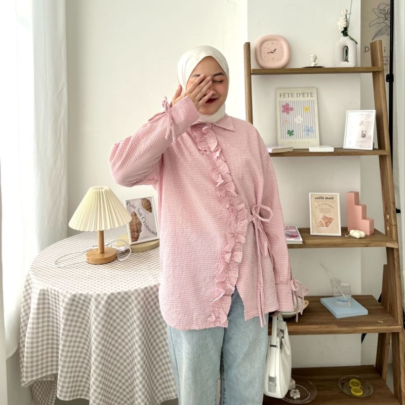 DEILA SHIRT by Chuugirls | Kemeja Viral | Atasan Terlaris | Kemeja Kotak kotak | Kemeja Garis |Gingham Shirt