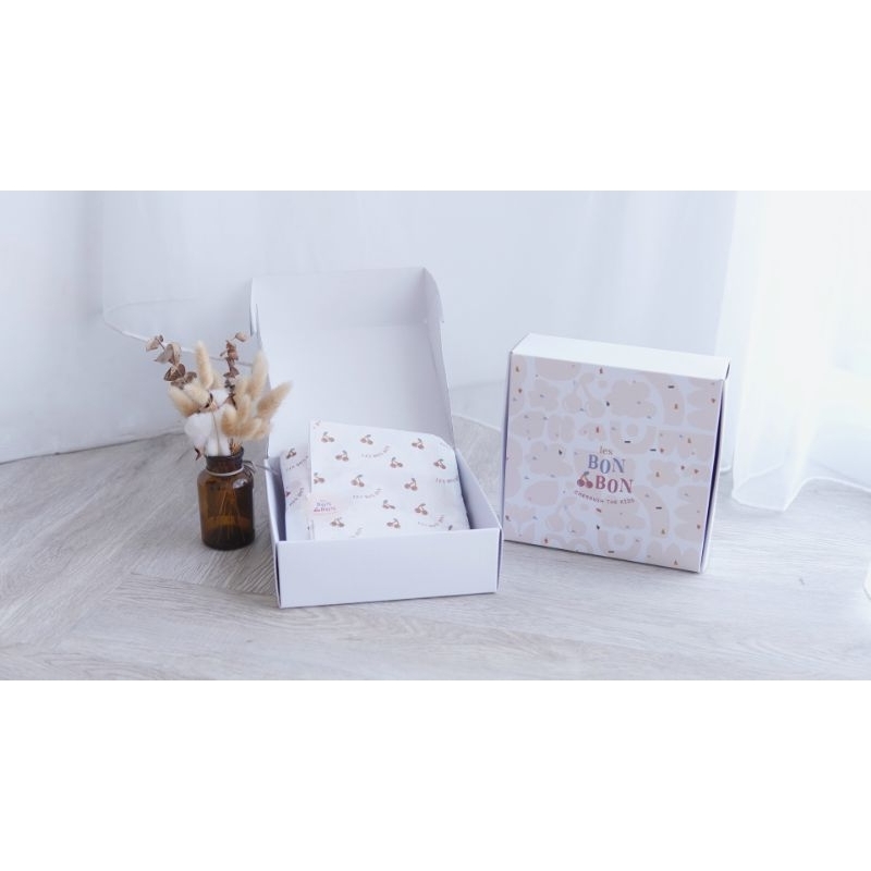 

Les Bon Bon Gift Box & Greeting Card