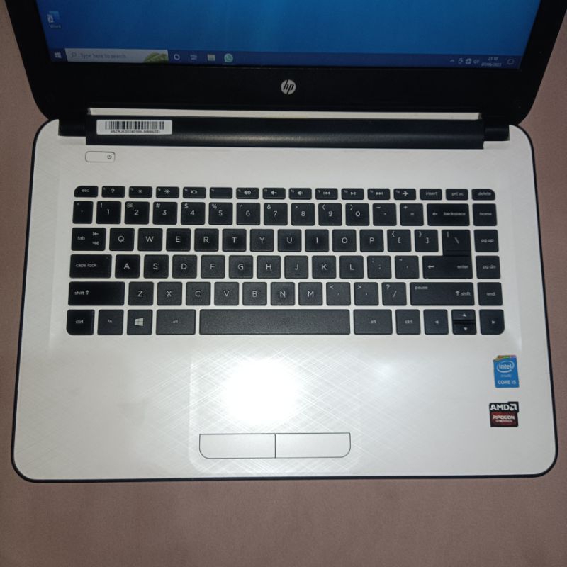 HP 14-AC002TX Intel core i5-5200U