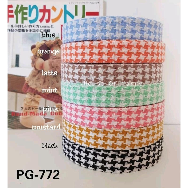 

Pita Houndstooth Tebal PG-772 (jual per yard=90 cm)