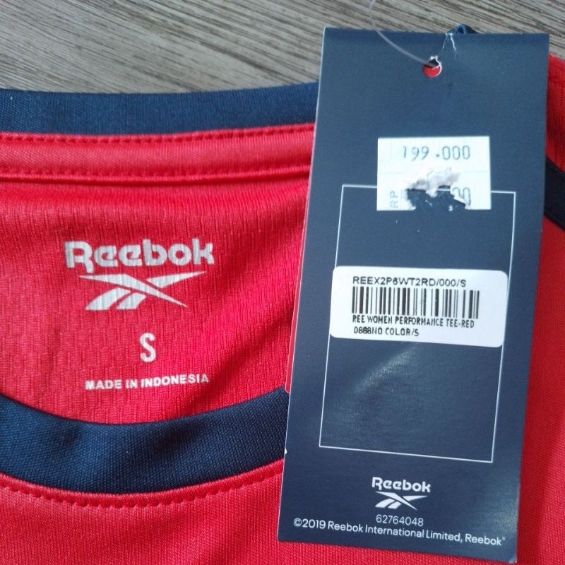 kaos reebok Ree Women Performance Tee