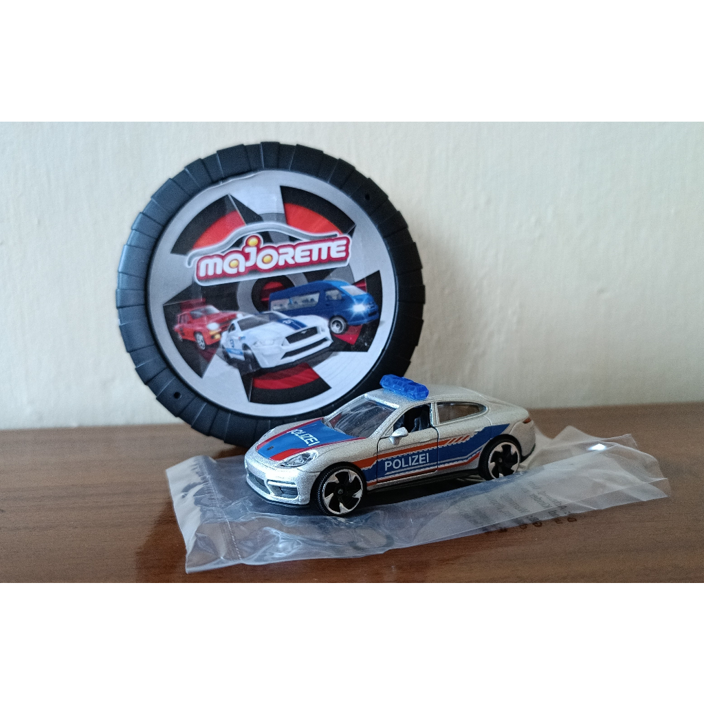 Majorette Collectible Wheel Porsche Panamera Turbo