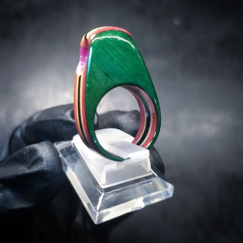 CincinHolderRokokPapanSkateboard