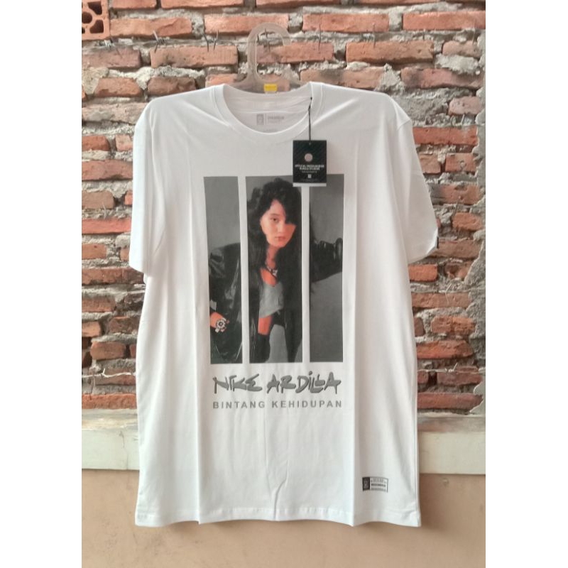KAOS ORIGINAL NIKE ARDILLA COVER ALBUM  BINTANG KEHIDUPAN
